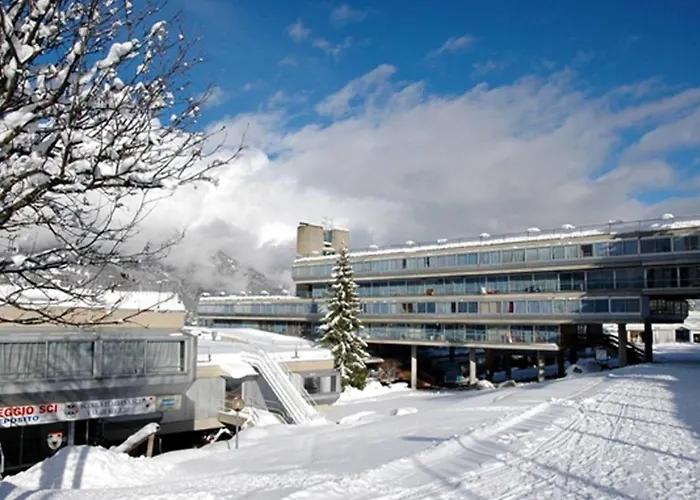 Th 1400 Hotel